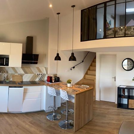 Spacieux Duplex, Vue Mer Et Belle Terrasse Hyeres Ngoại thất bức ảnh