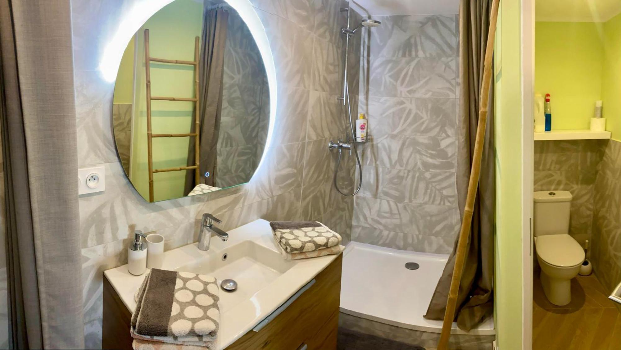 Spacieux Duplex, Vue Mer Et Belle Terrasse Hyeres Ngoại thất bức ảnh